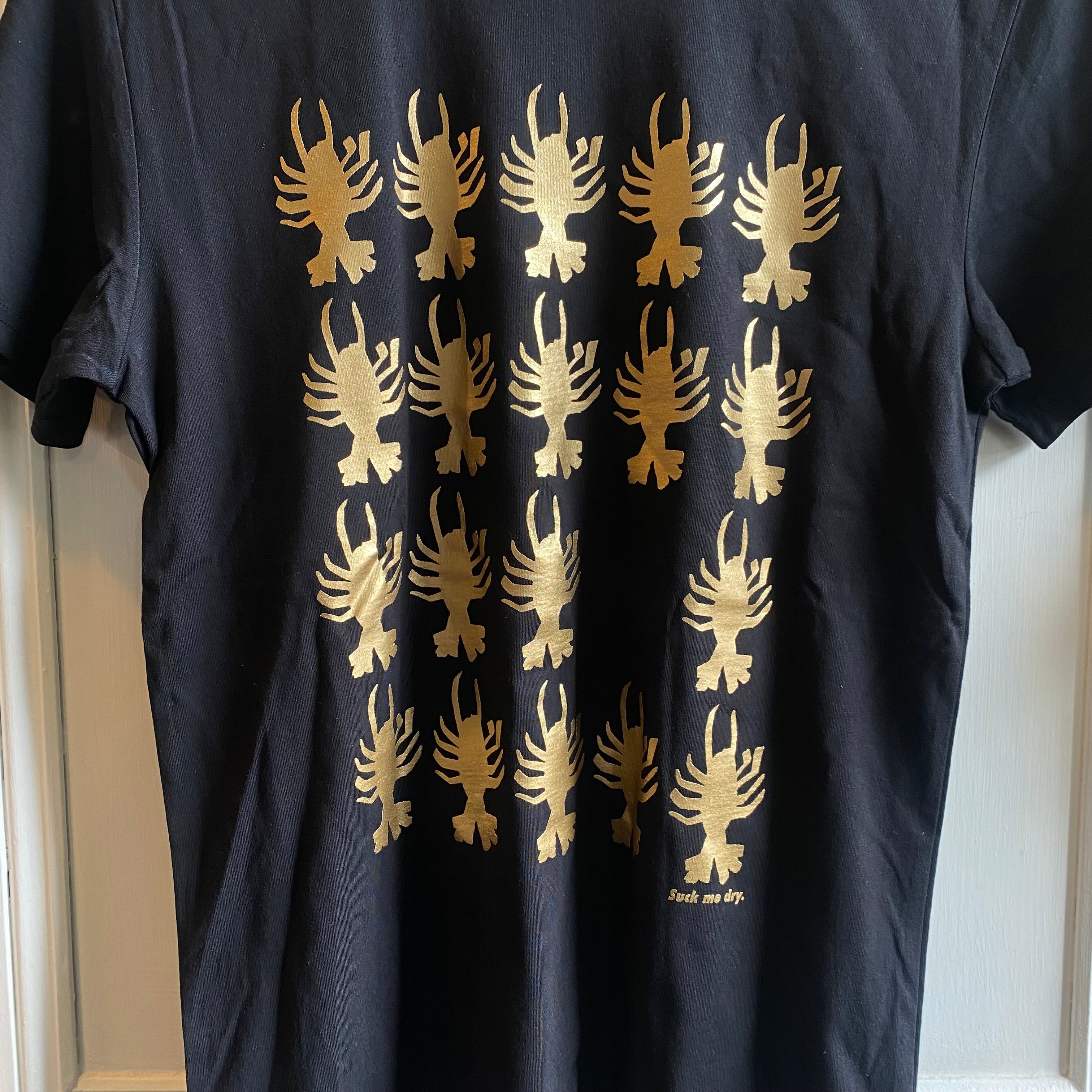 Kōura Kōura Kōura           T Shirt - by Turumeke Harrington