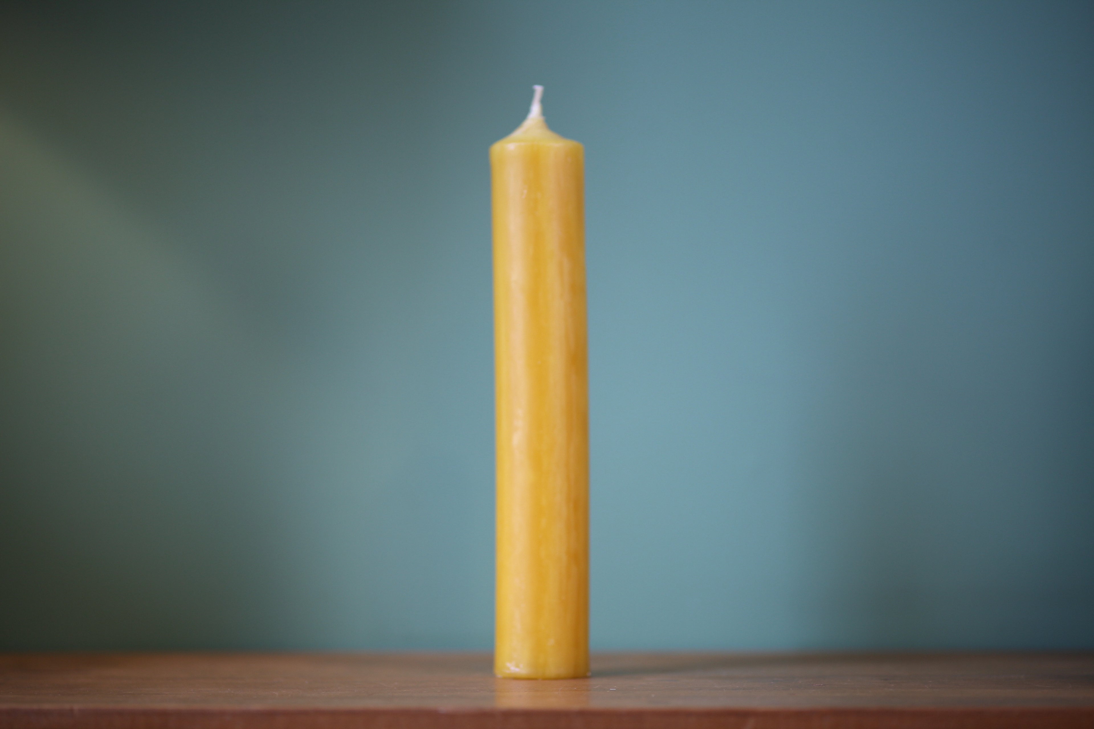 Beeswax Pillar Candle - 38 Diameter 50% beeswax